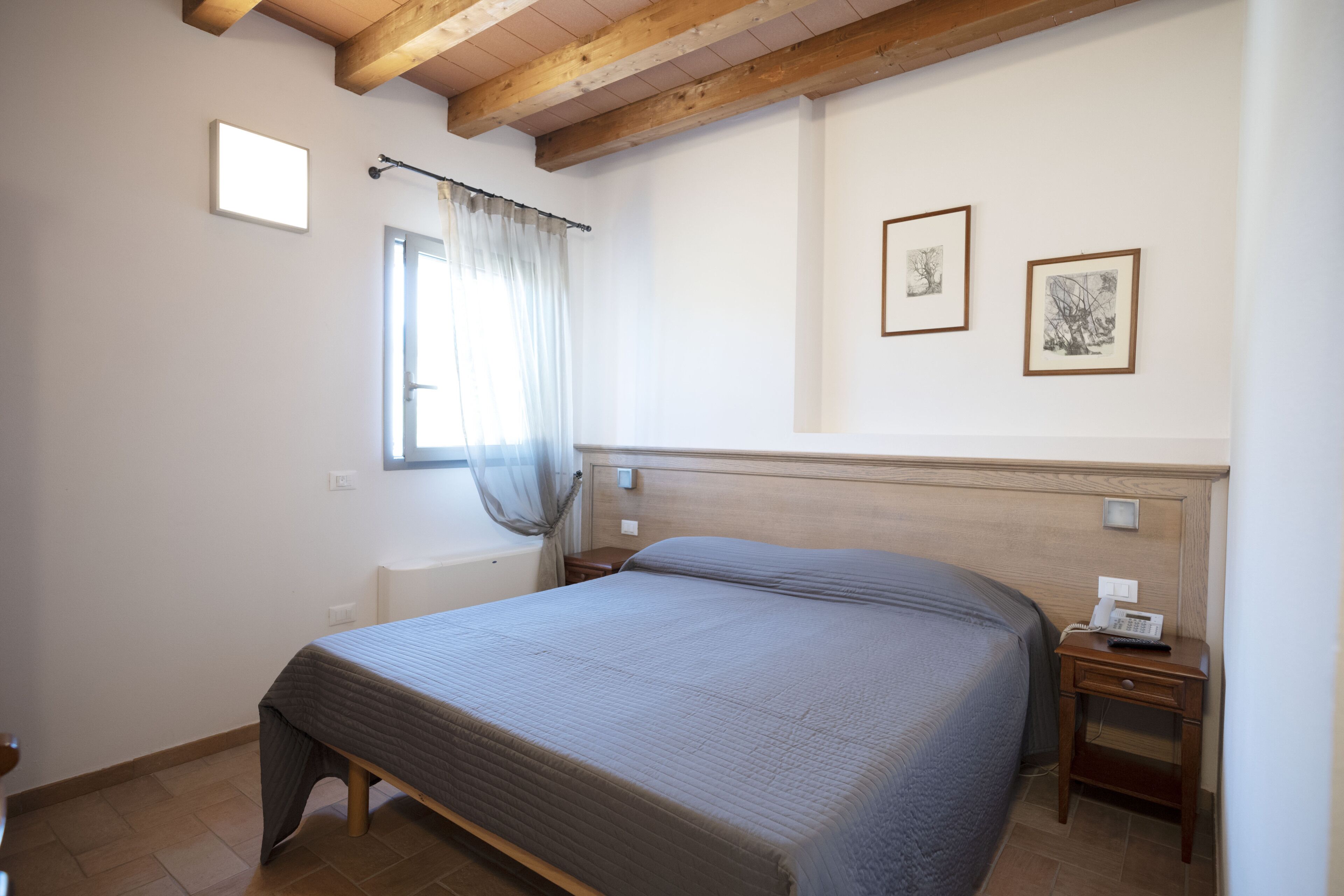 Minibar, in-room safe, desk, soundproofing