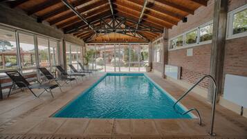 Indoor pool, 2 outdoor pools
