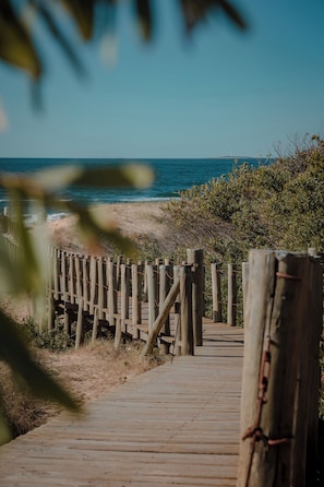 Weißer Sandstrand, Strandtücher