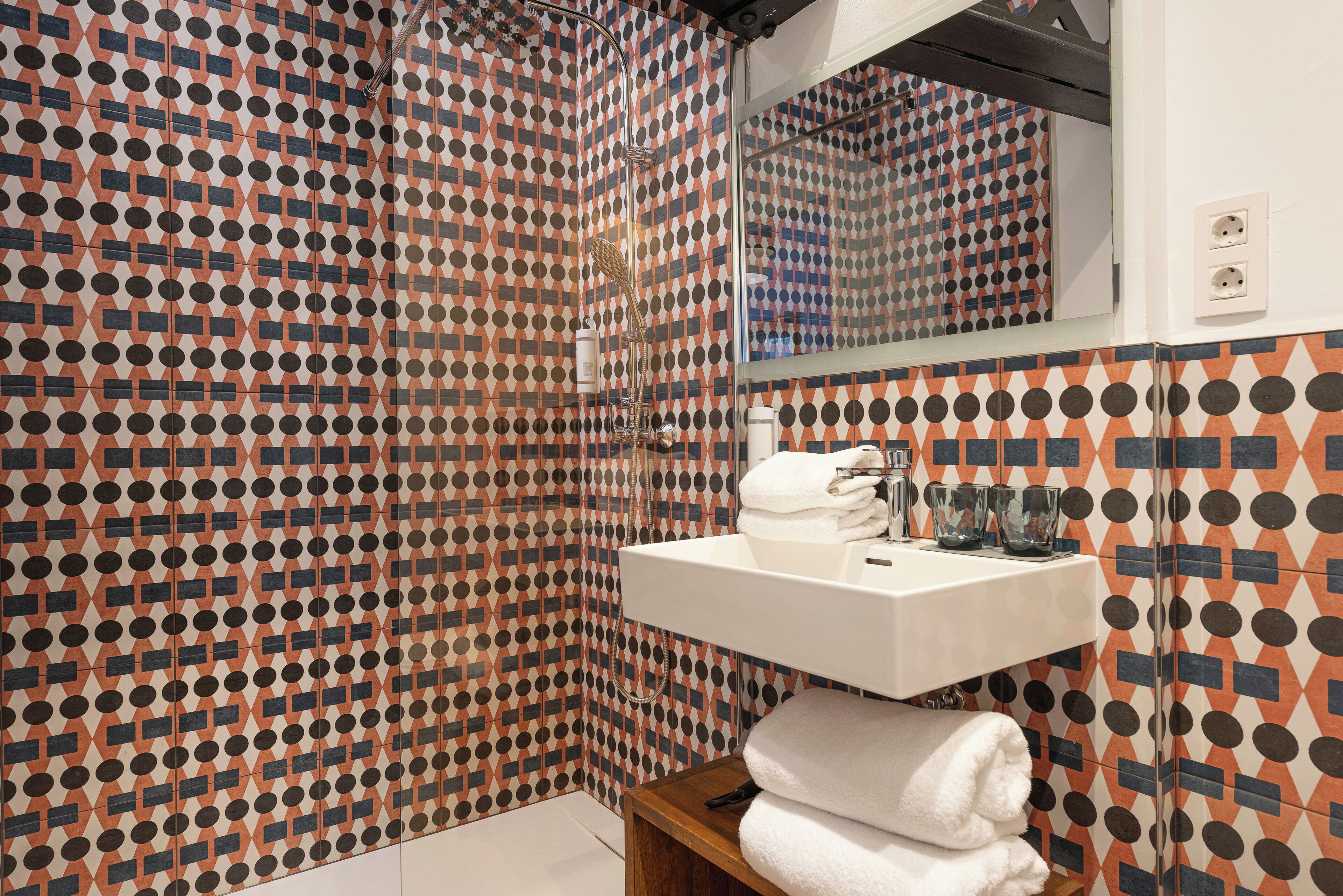 premium double room, terrace | bathroom | designer toiletries, hair dryer, bathrobes, towels