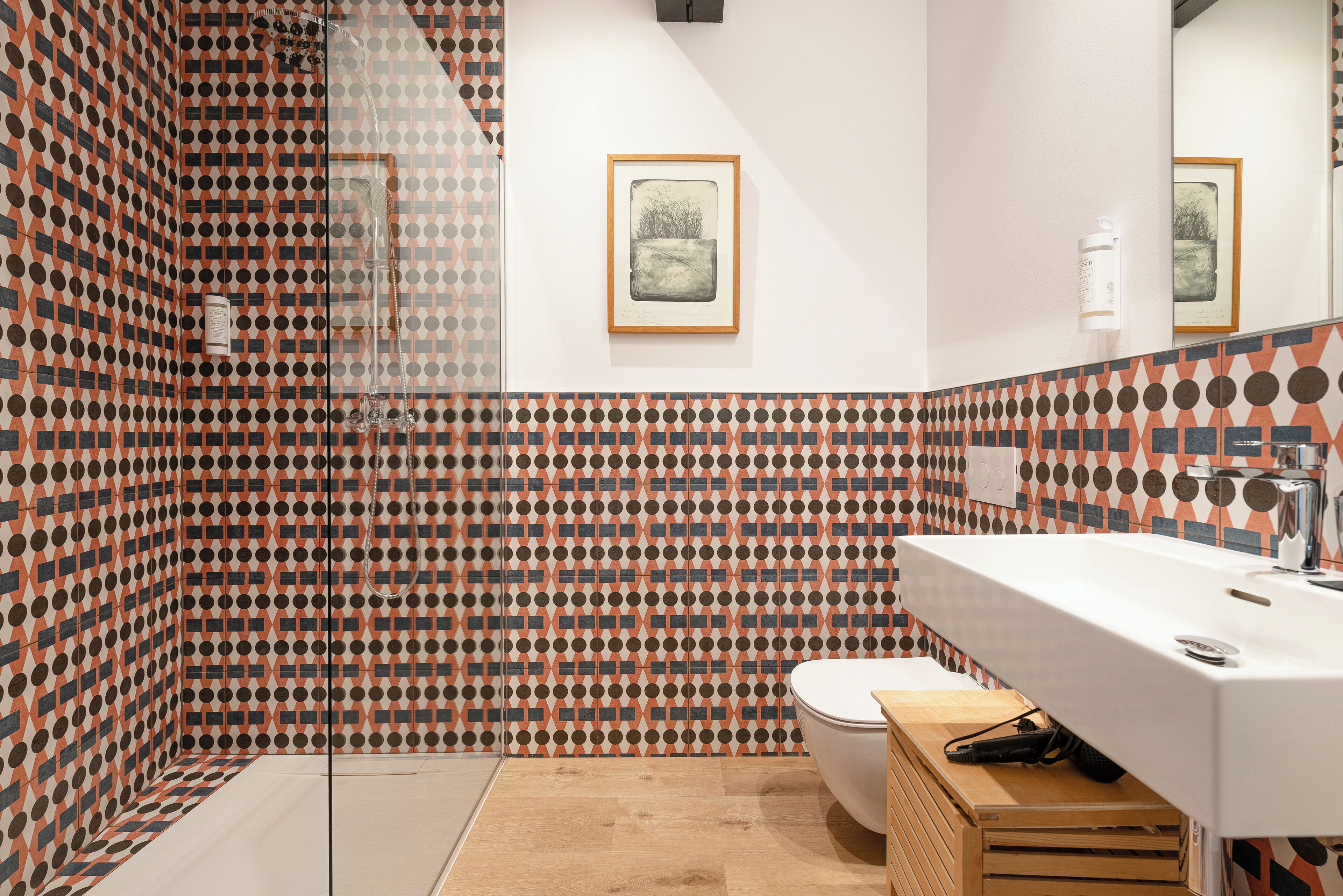 standard double room | bathroom | designer toiletries, hair dryer, bathrobes, towels