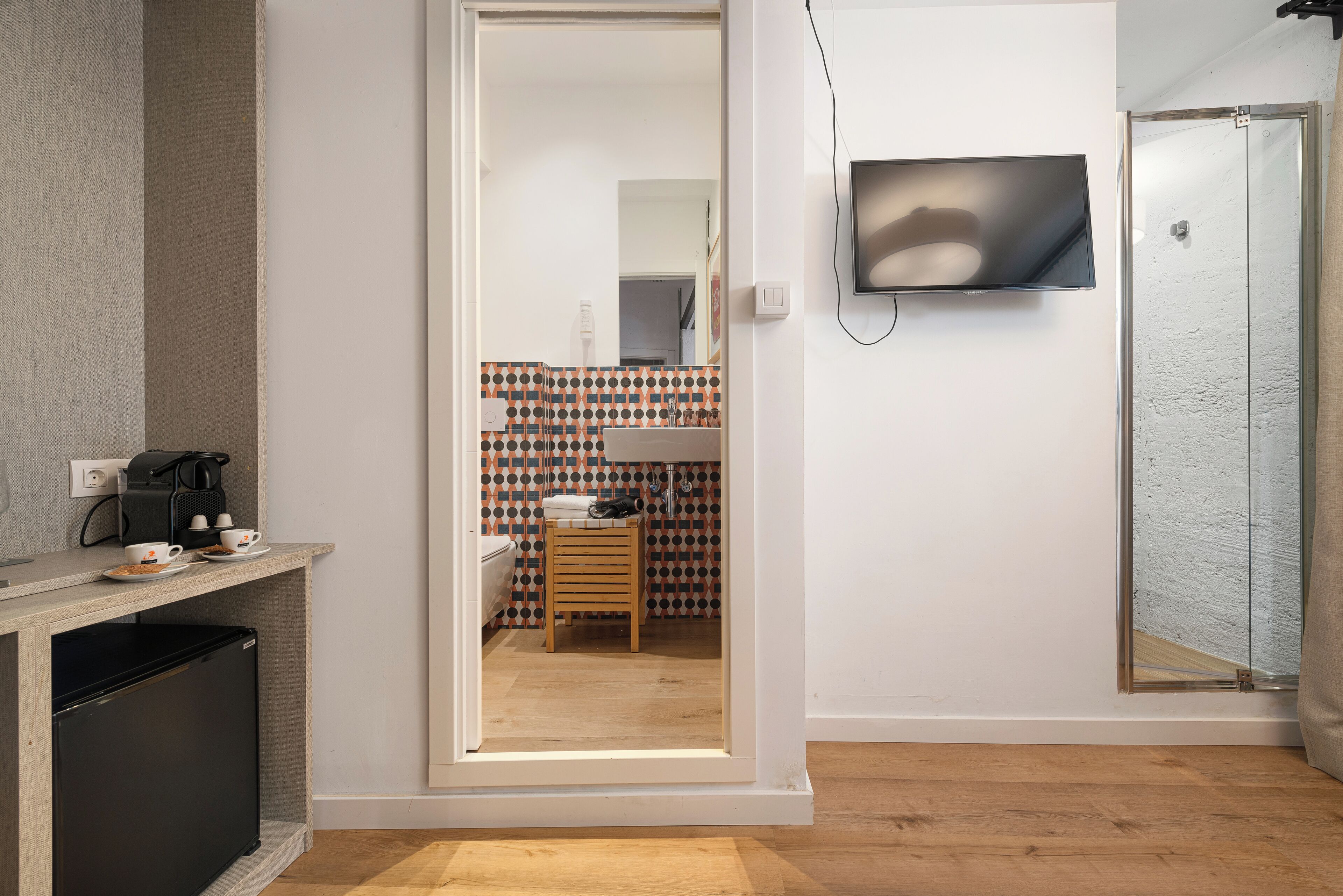 double room (petit) | 1 bedroom, premium bedding, down duvets, minibar