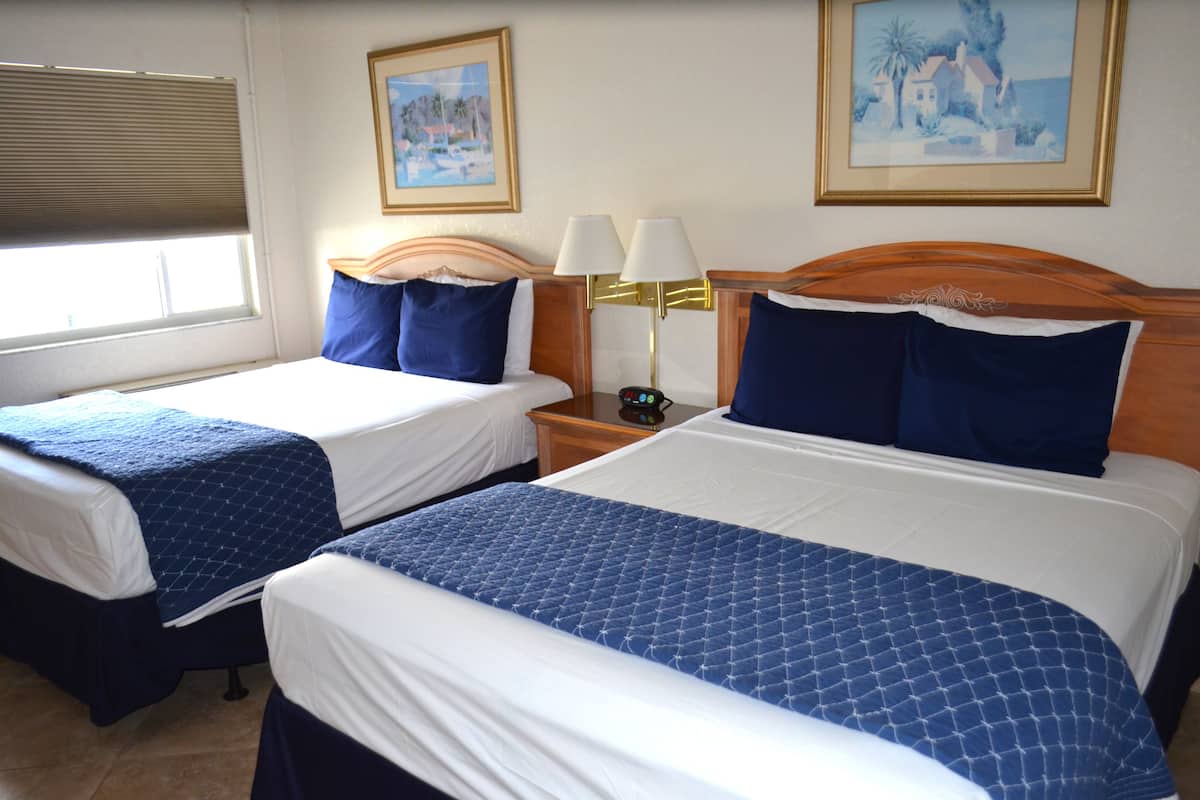 1 chambre, fer et planche Ă repasser, Wi-Fi gratuit, draps fournis