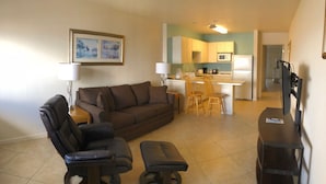 Unclassified image, 5 of 30, button - Legacy Harbour Hotel & Suites (Fort Myers)