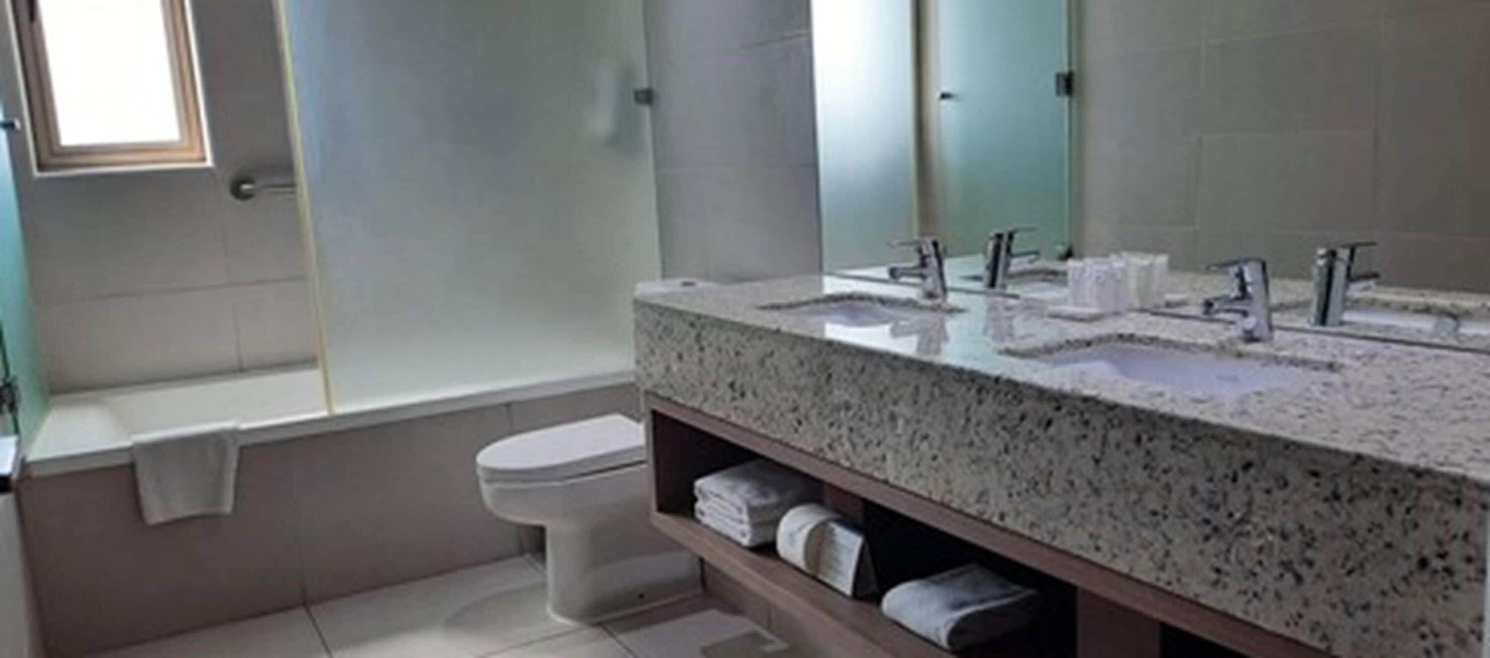presidential suite | bathroom | towels