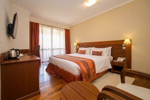 Minibar, in-room safe, desk, laptop workspace