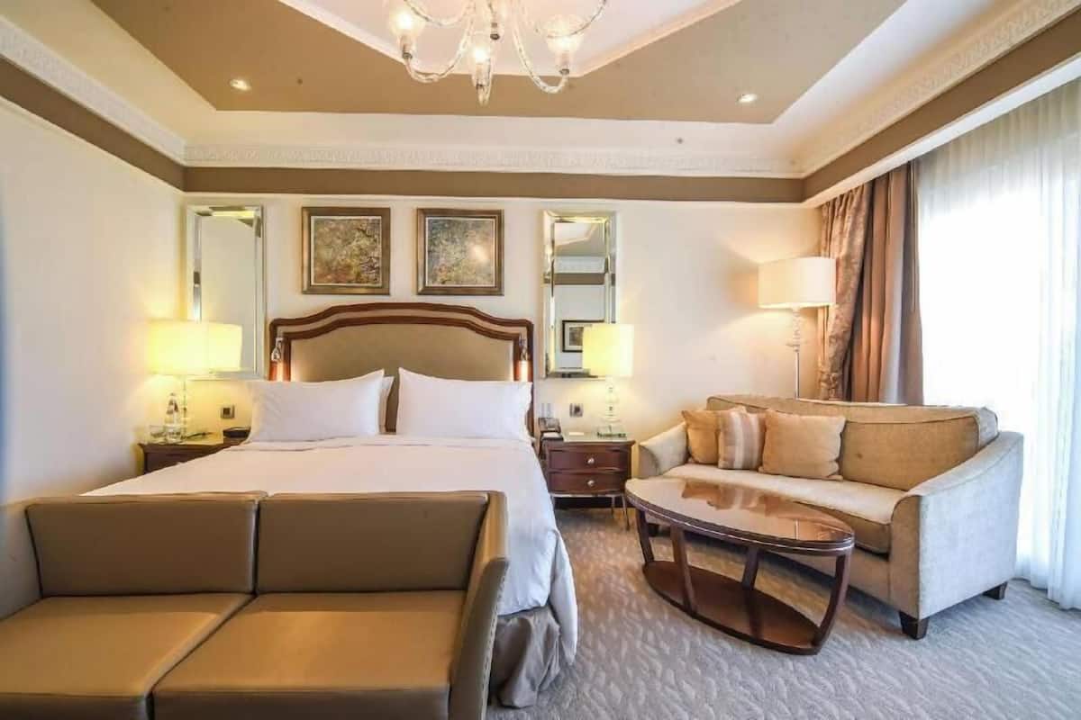 Premium bedding, memory foam beds, minibar, in-room safe