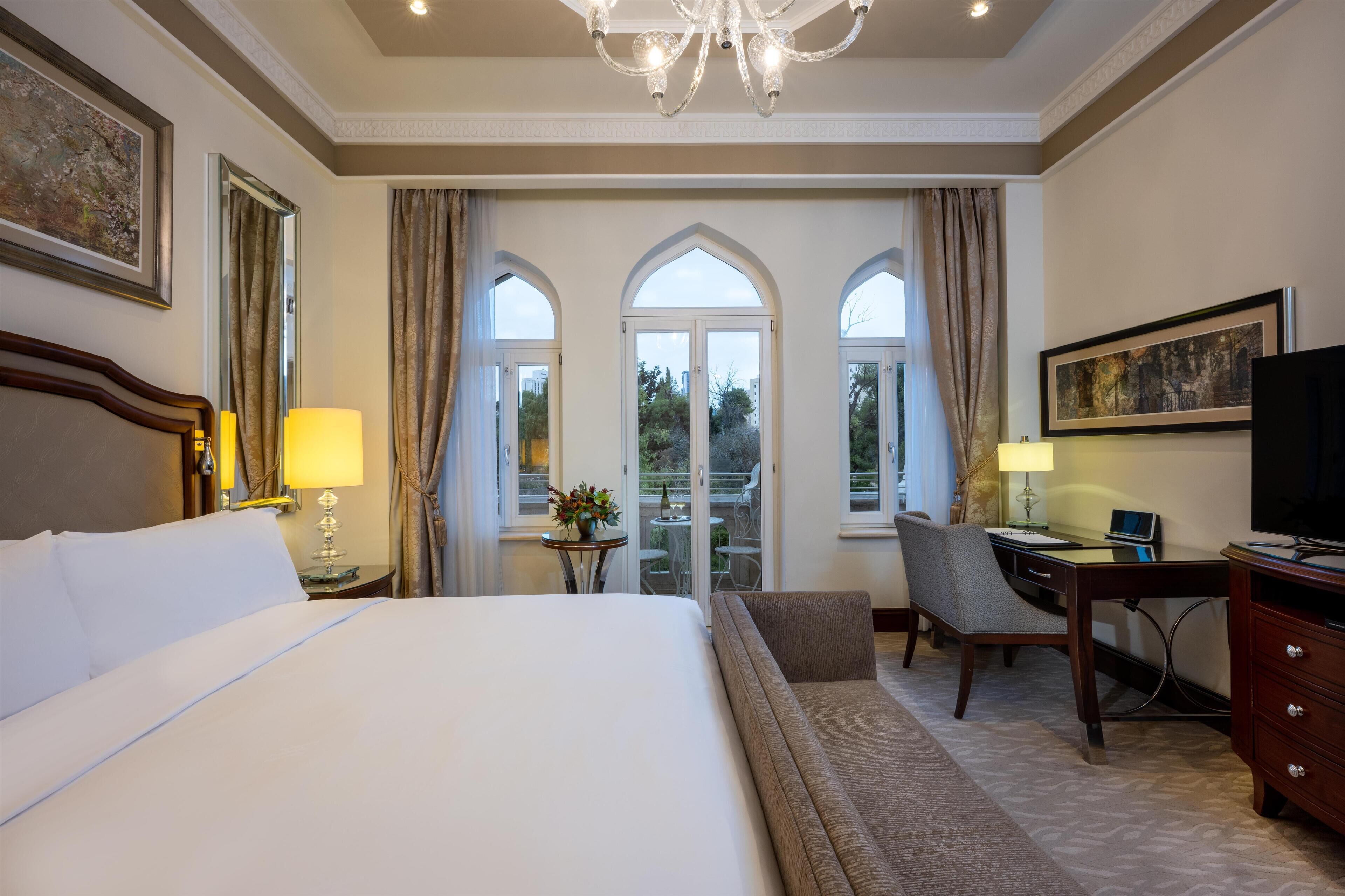 King Superior Room with Balcony | Premium bedding, memory-foam beds, minibar, in-room safe