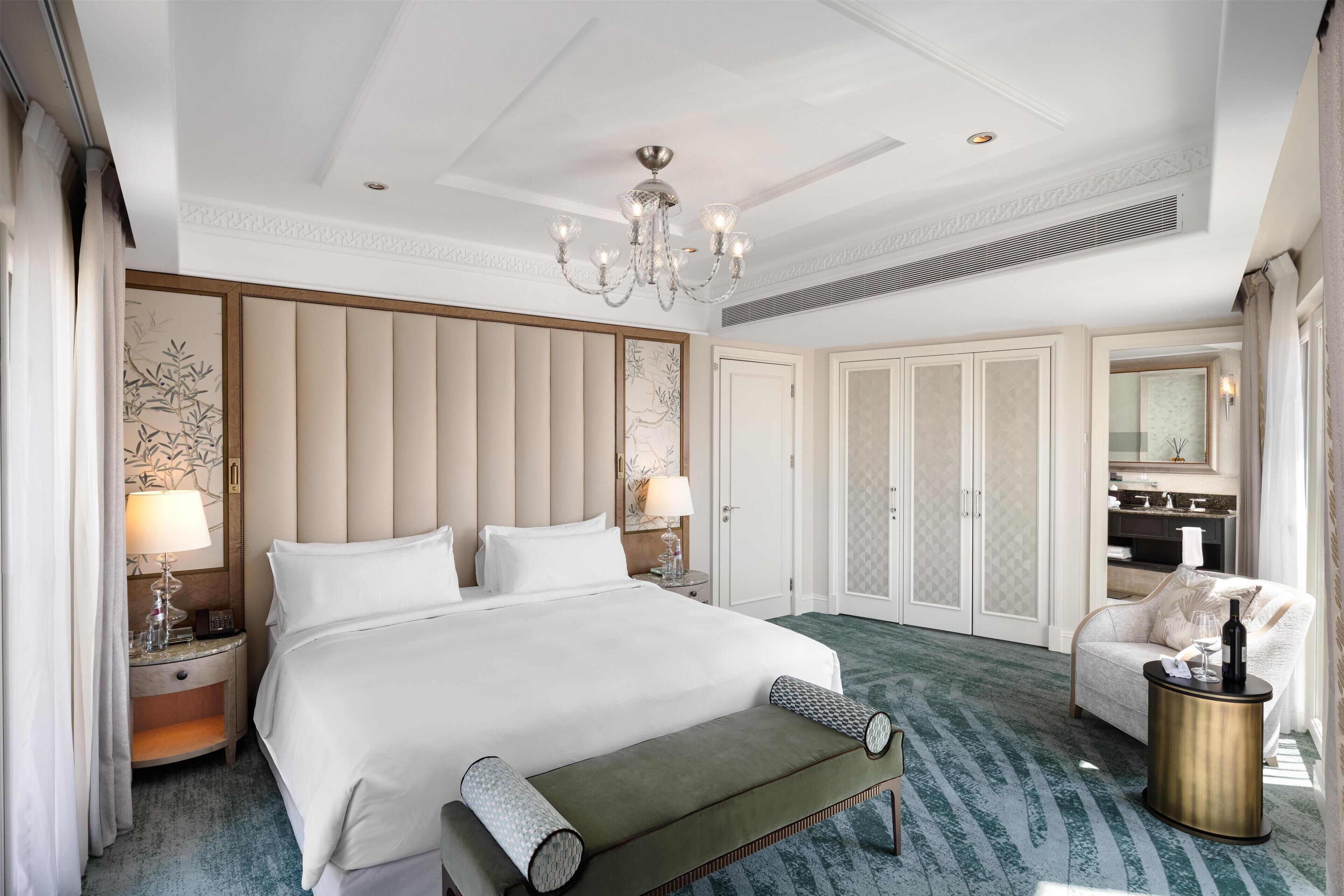 極品套房, 1 間臥室 | 高級寢具、記憶床墊、迷你吧、客房內保險箱