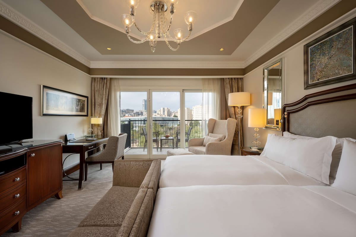 1 bedroom, premium bedding, memory foam beds, minibar