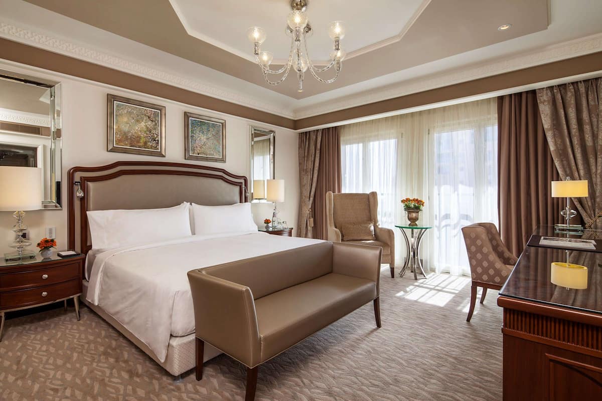 King Grand Deluxe Room