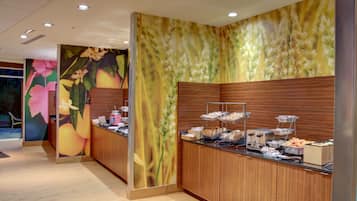 Desayuno continental incluido todos los días