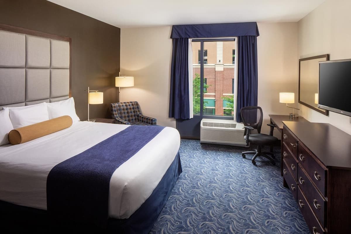 Desk, laptop workspace, cribs (free), rollaway beds (surcharge)