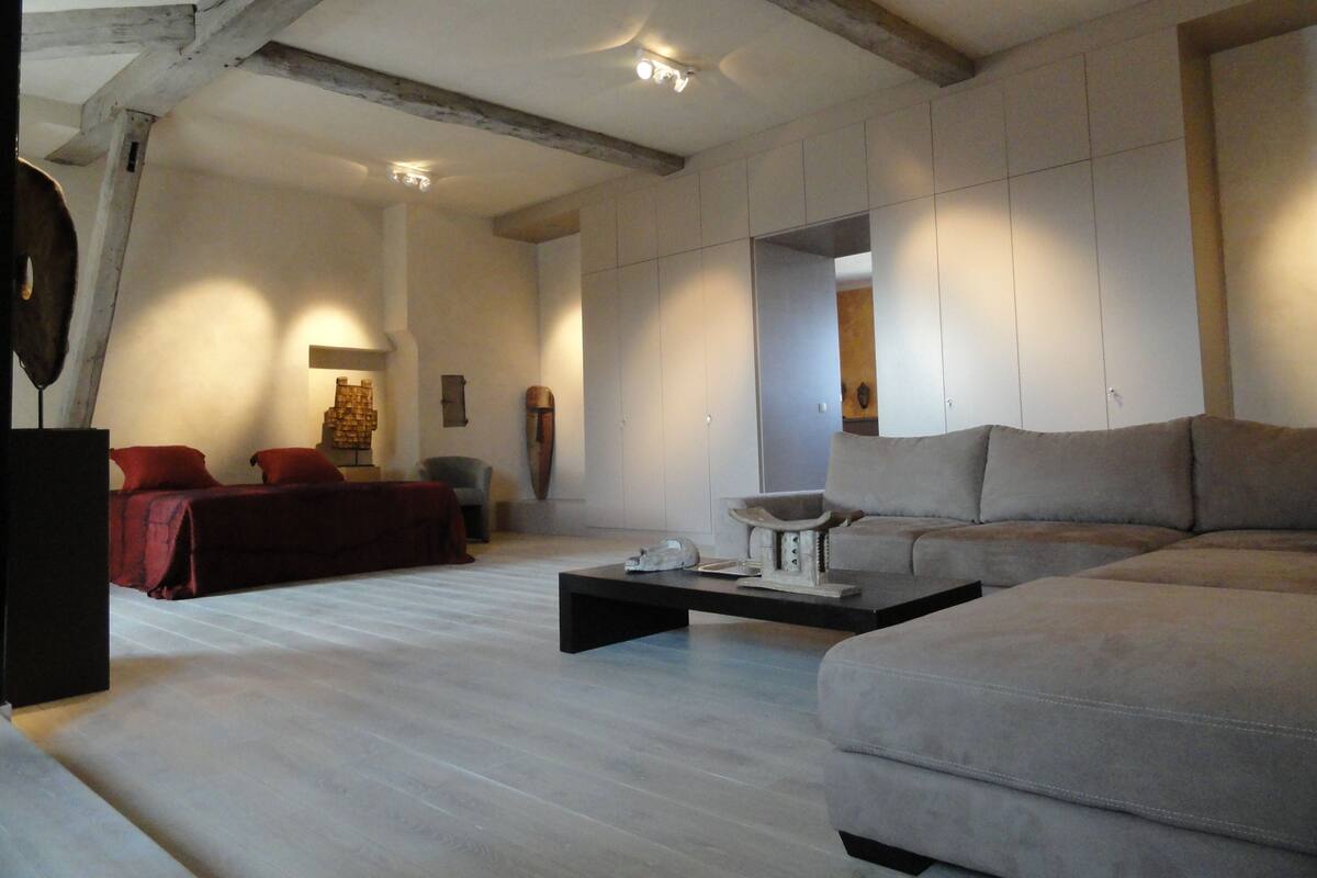Suite, Jetted Tub | Coffee and/or coffee maker