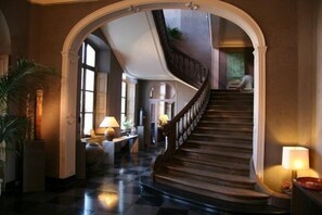 Staircase - Château de Vierset (Modave)