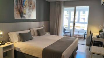 Superior Room, 1 Double Bed, City View | Premium bedding, memory foam beds, minibar, in-room safe