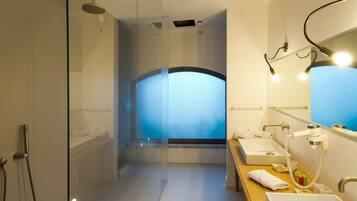 Suite (iSuite)