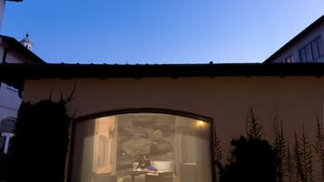 Superior Double Room, Hot Tub (iZen)