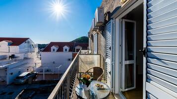 Studio, balcon | Wi-Fi gratuit