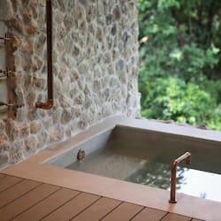 West Bungalow | Bathroom