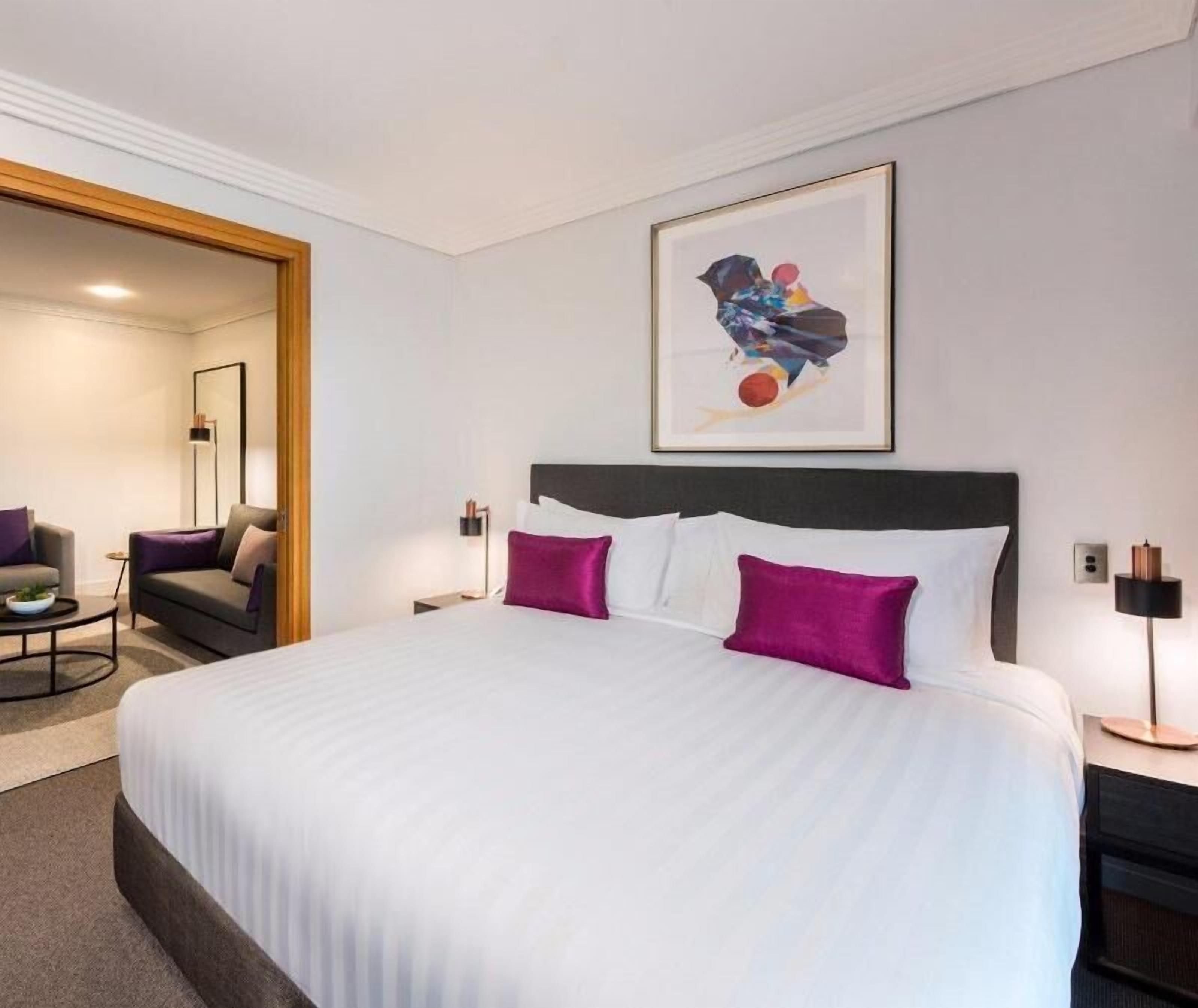 In-room safe, desk, iron/ironing board, free WiFi
