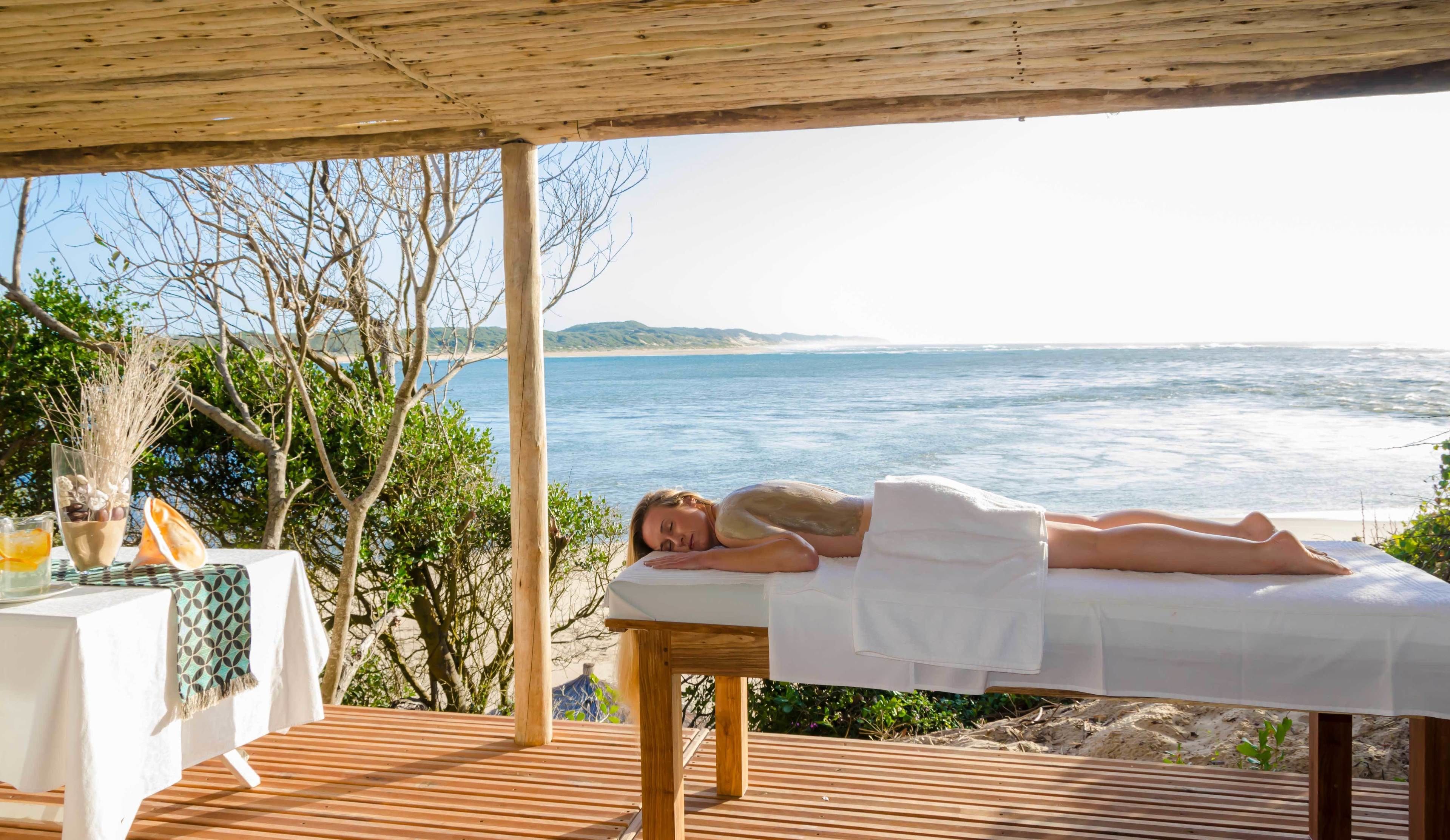 Couples treatment rooms, body treatments, aromatherapy