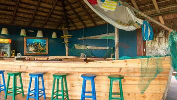 2 bars/lounges, poolside bar