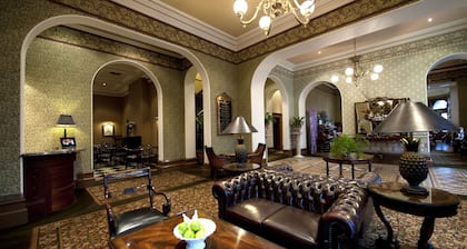 Craig's Royal Hotel