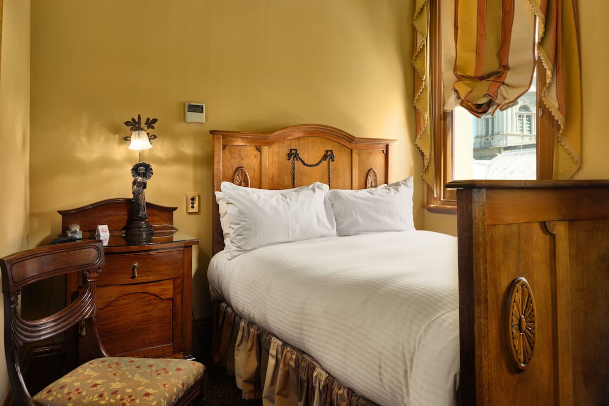 Classic Single Room | Premium bedding, in-room safe, individually decorated