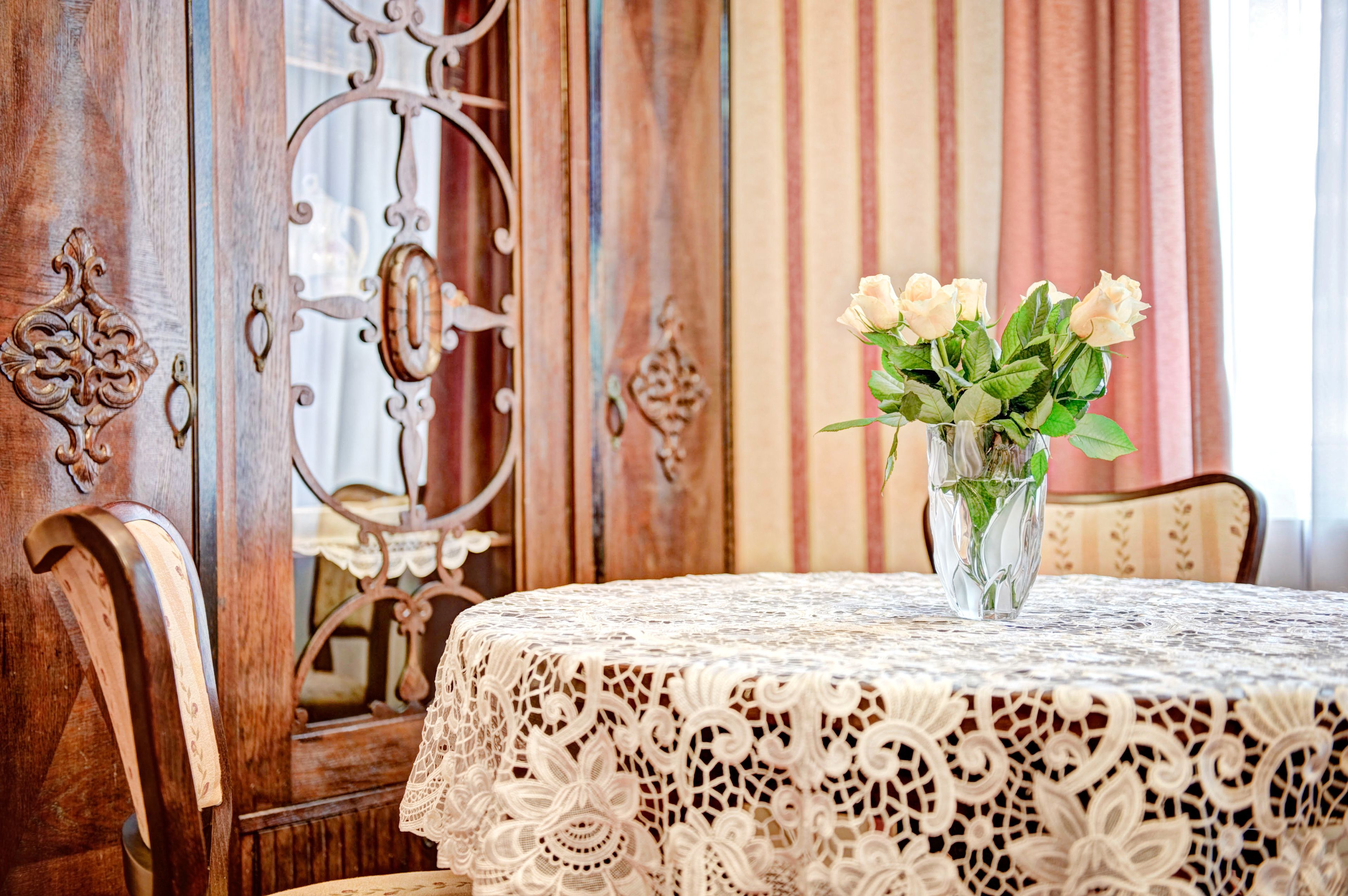 standard twin room, 2 single beds | street view