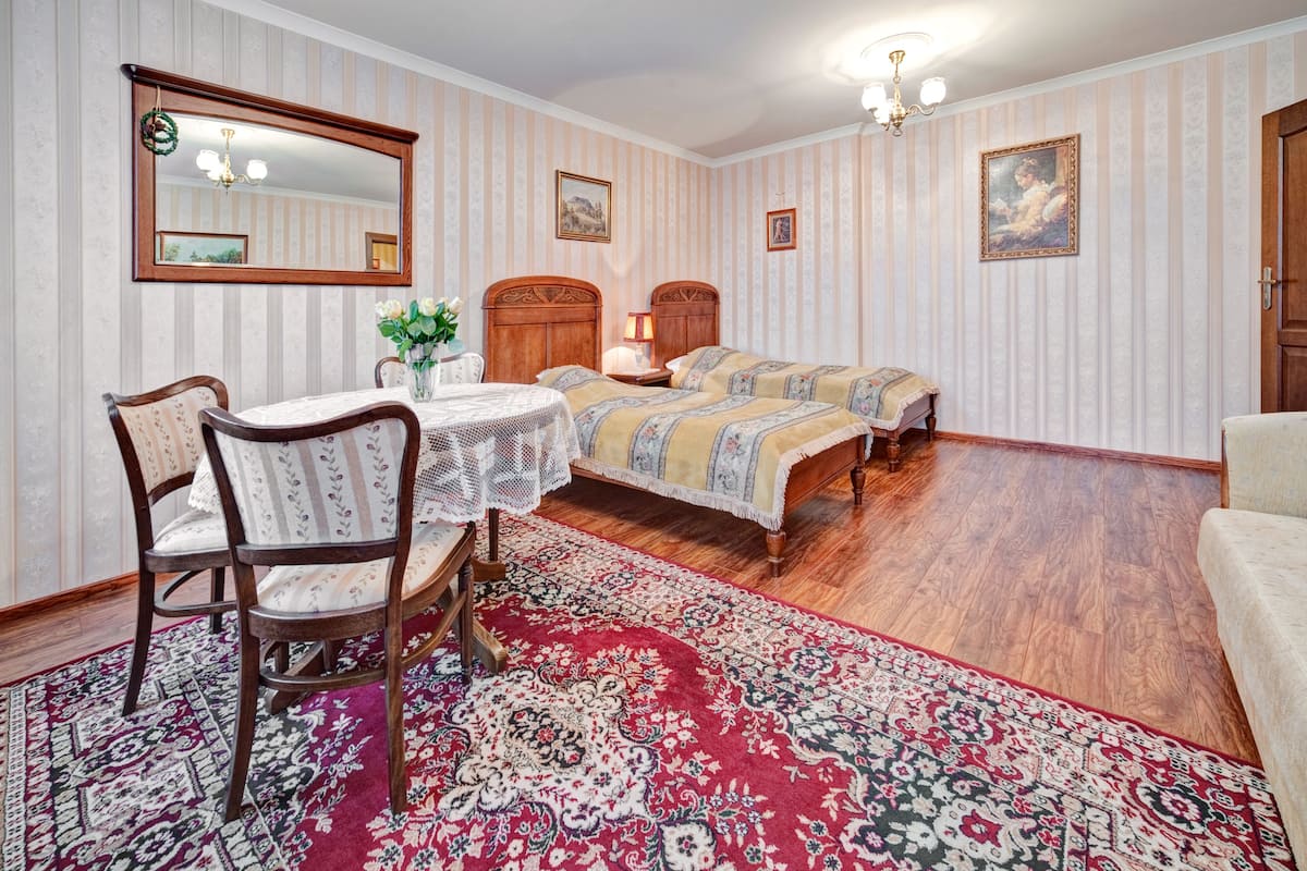 triple room | individually decorated, individually furnished, free wifi, bed sheets