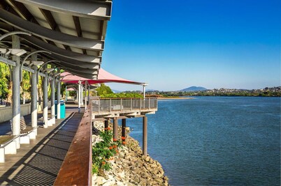 Quest Mackay on Gordon