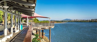 Quest Mackay on Gordon