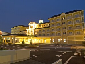 Front of property - evening/night - Tokyo Disney Celebration Hotel (Urayasu)
