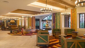Lobby - Tokyo Disney Celebration Hotel (Urayasu)