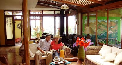Guayabo Lodge
