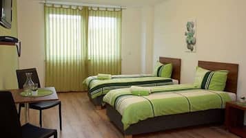 1 bedroom, hypo-allergenic bedding, pillow-top beds