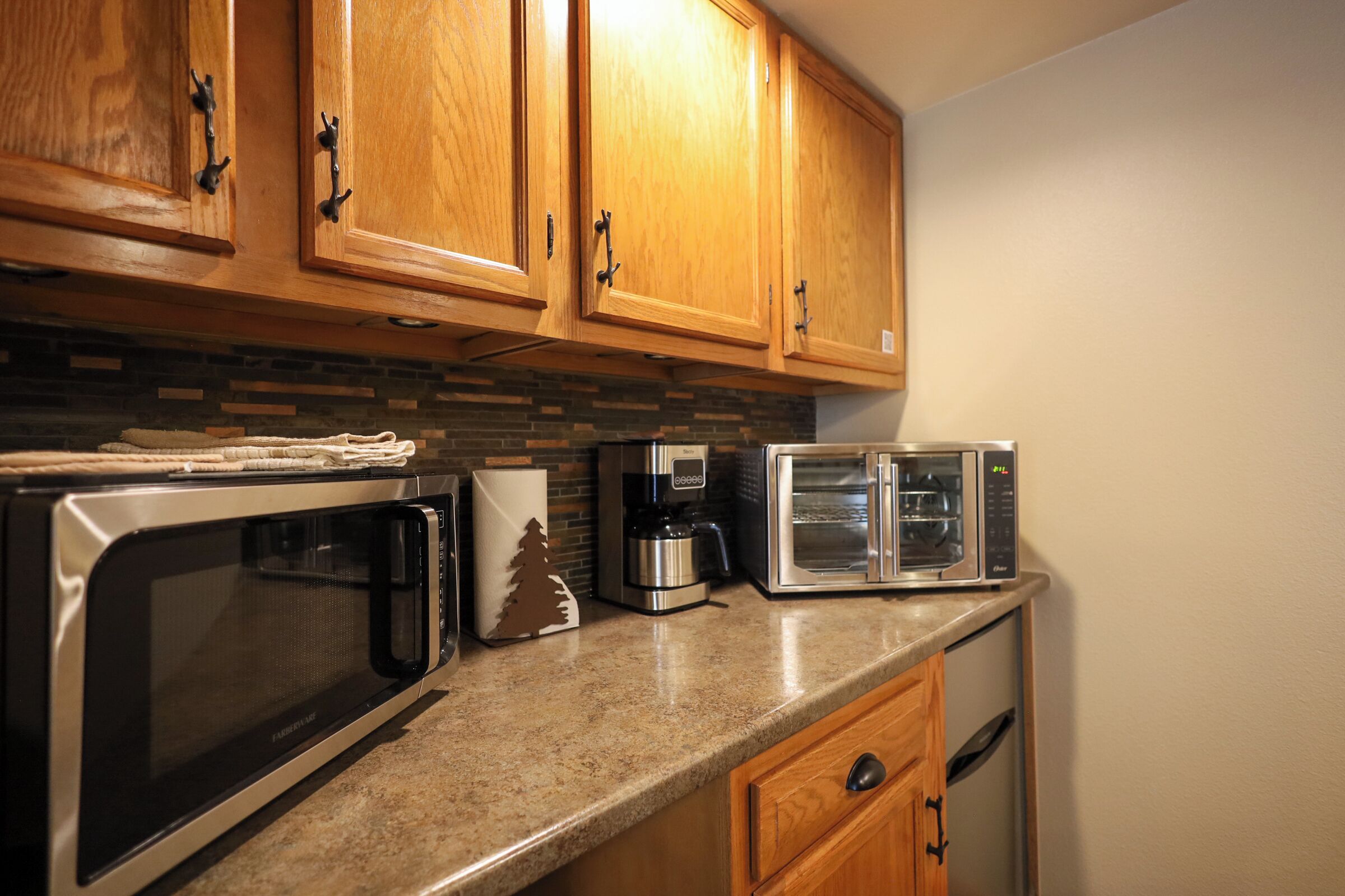 1 bedroom, pillow-top beds, individually decorated