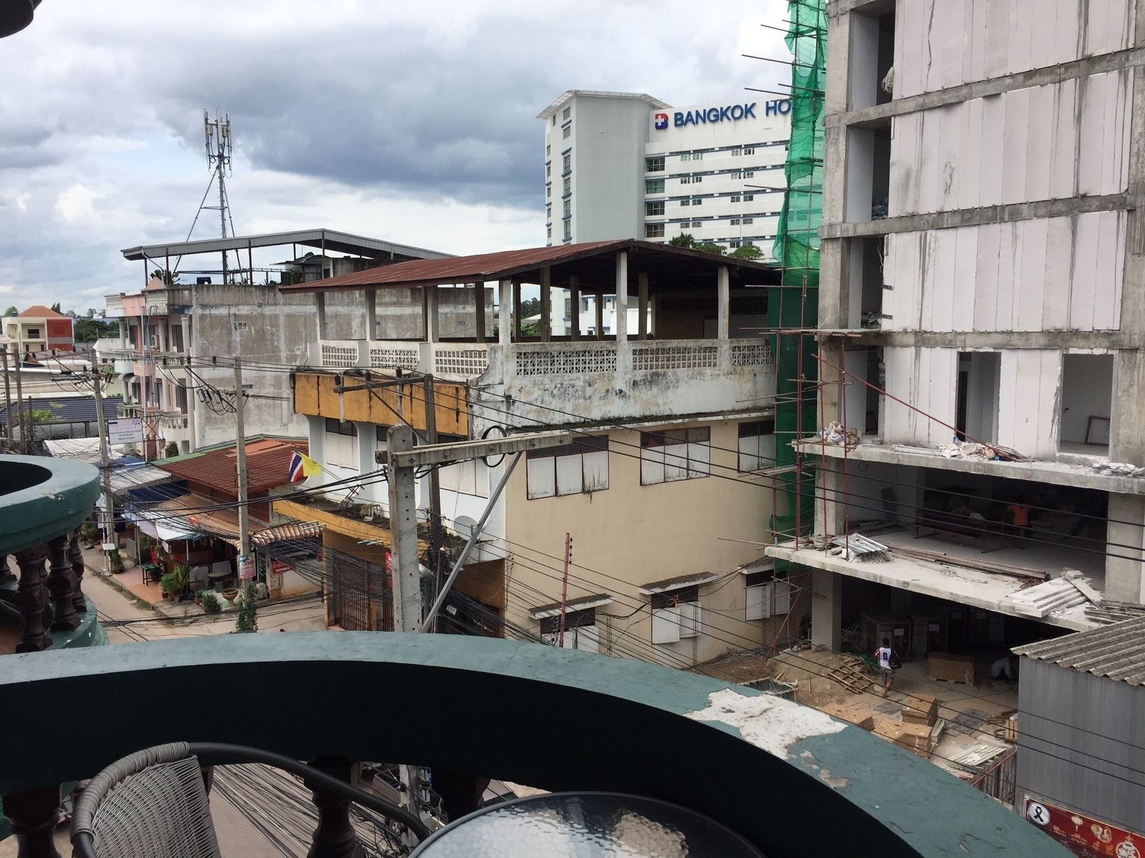 Superior dubbelrum - 1 kingsize-säng - balkong - utsikt mot staden | Terrass/Patio