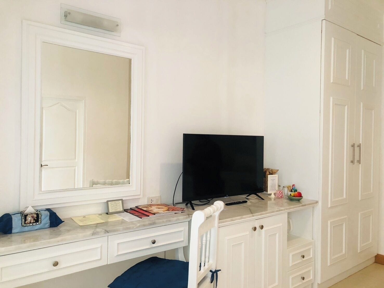 premium bedding, minibar, in-room safe, individually decorated