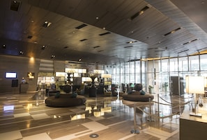 Exterior - Holiday Inn New Delhi Aerocity by IHG (New Delhi)