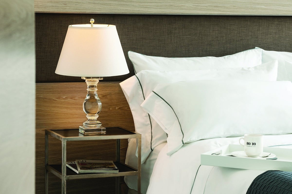 1 chambre, literie de qualité supérieure, couette en duvet d'oie