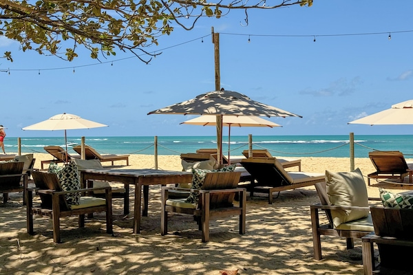 Beach bar
