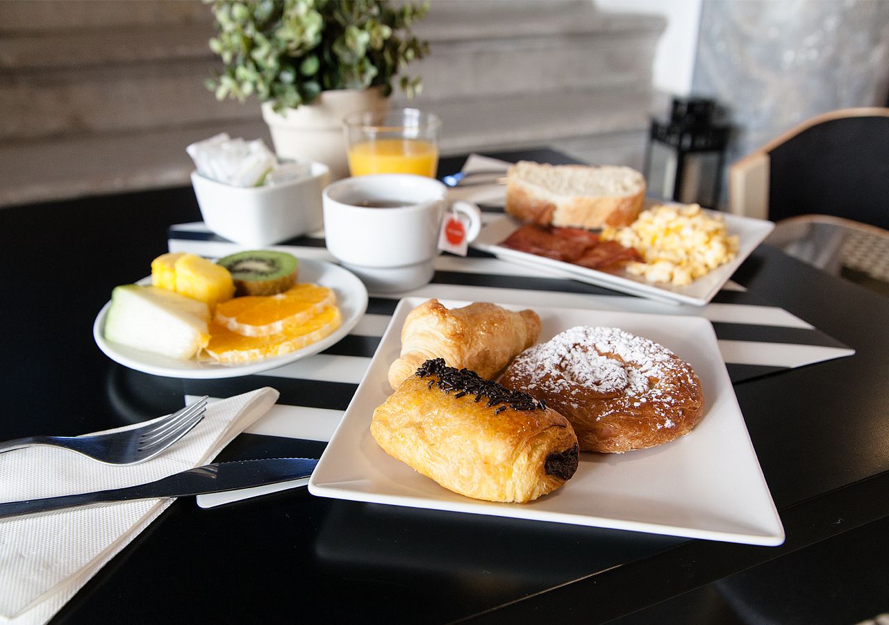 Breakfast buffet