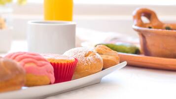 Daily buffet breakfast for a fee