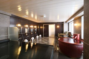 Bañera de hidromasaje interior