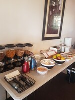 Desayuno estilo bufé