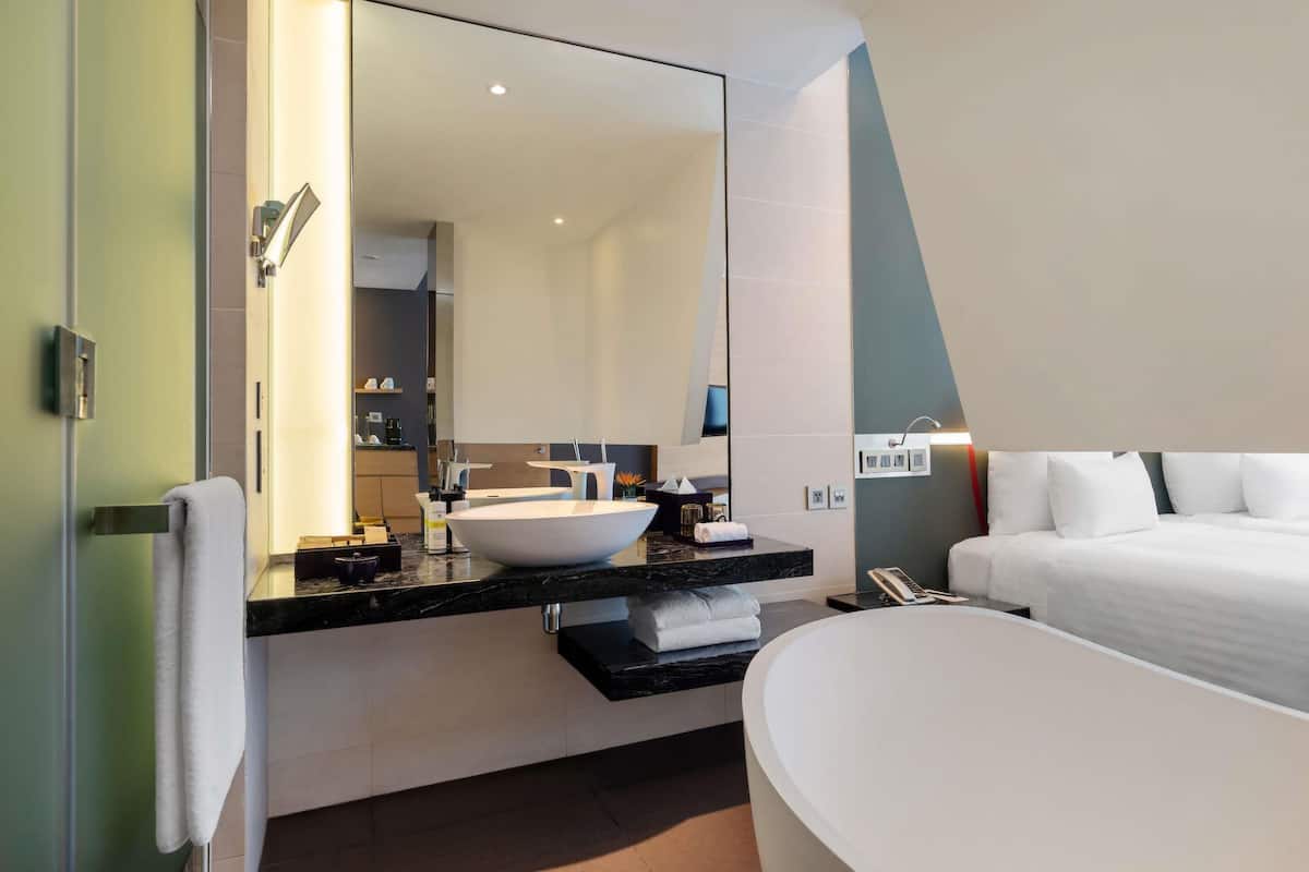1 bedroom, free minibar items, in-room safe, desk