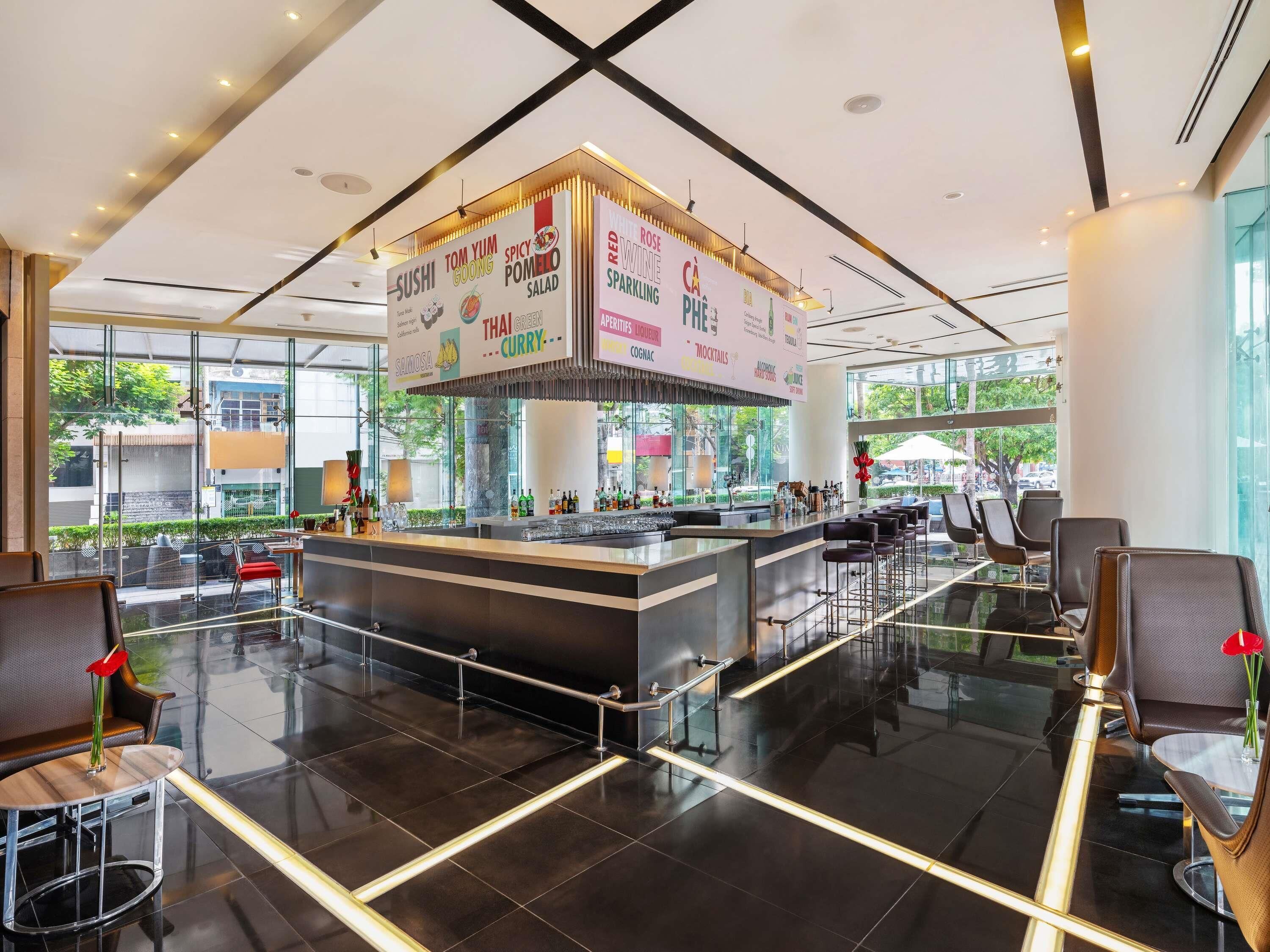 2 bares, bar de cocktails, bar en la azotea
