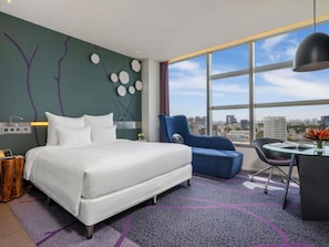 1 habitación y artículos del minibar gratis